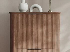 Meubels met groeven of gegroefde latten