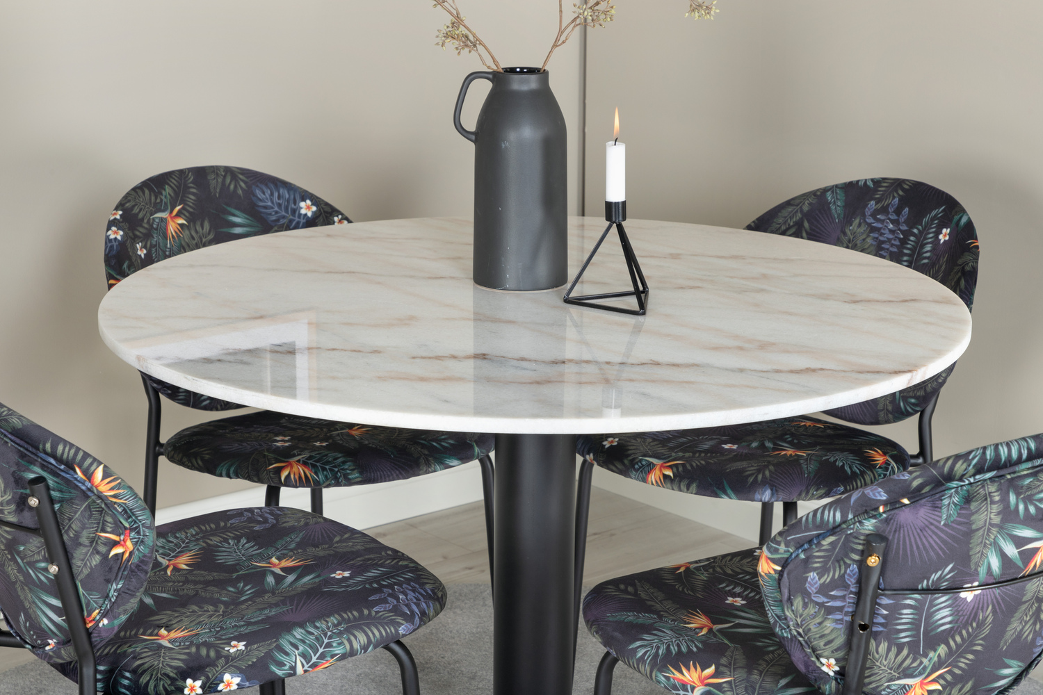 Eetkamerset Dallas 1298 (Bloemen patroon + Zwart)
