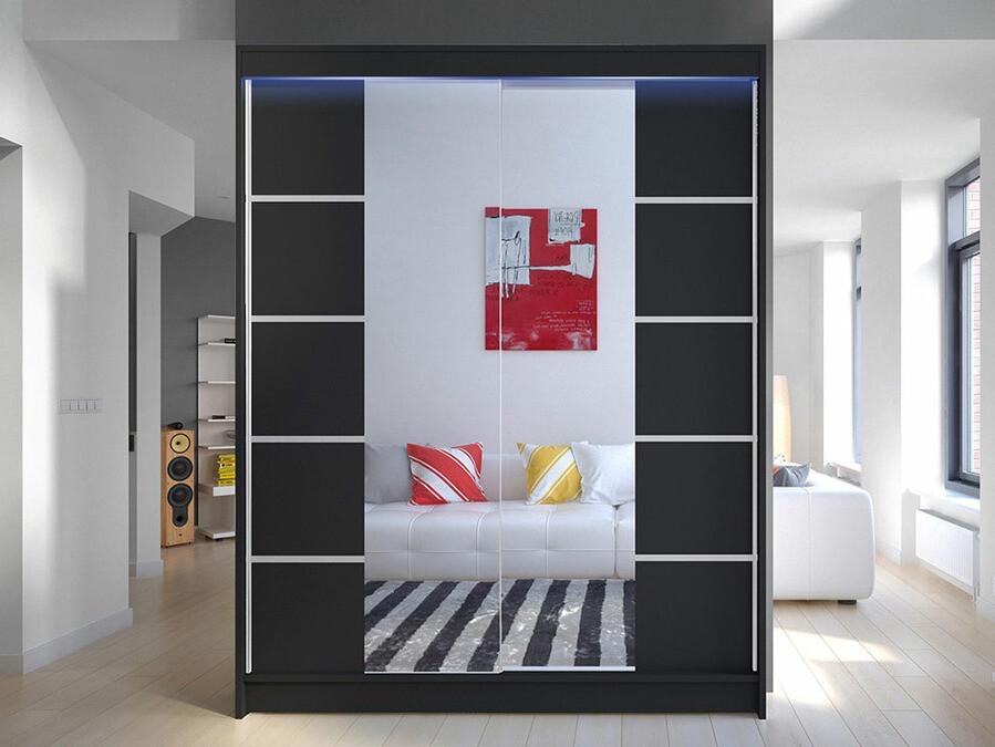 Kledingkast Closico 146 (Zwart)