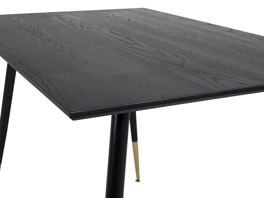 Tafel Dallas 124