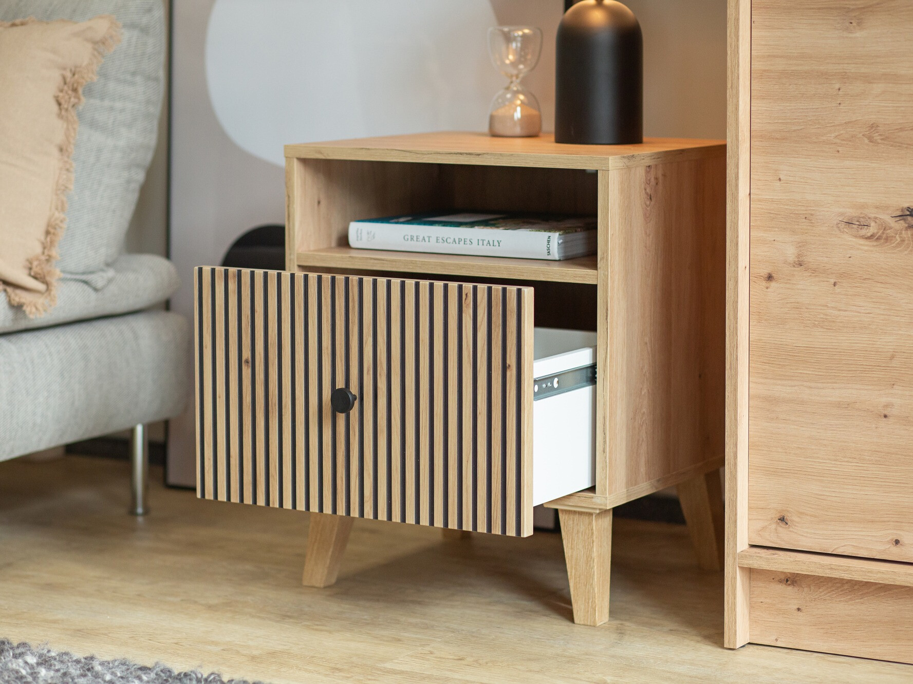 Nachtkastje Beltivi 106