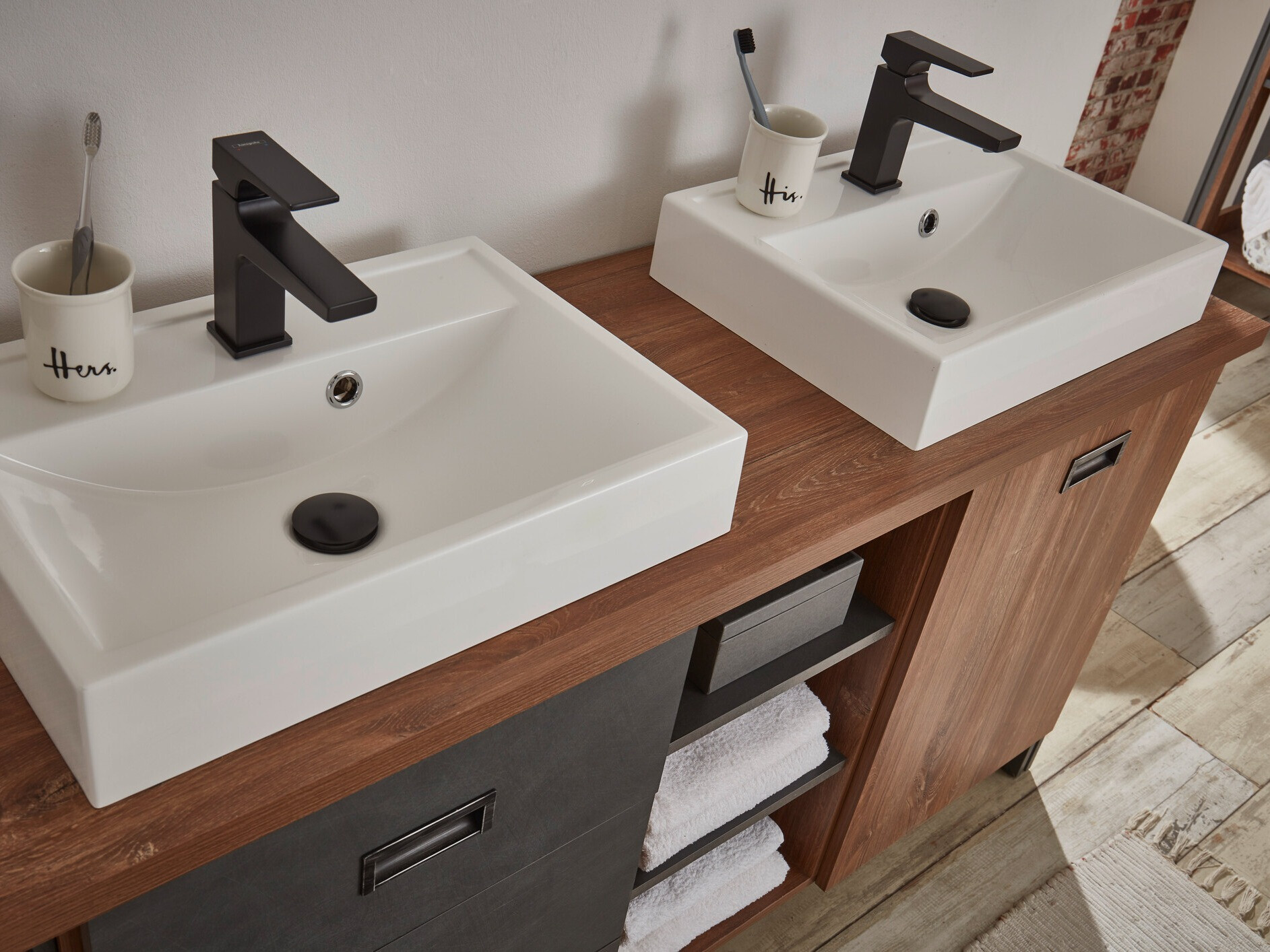 Staand badkamermeubel voor een wastafel Virmeli 141