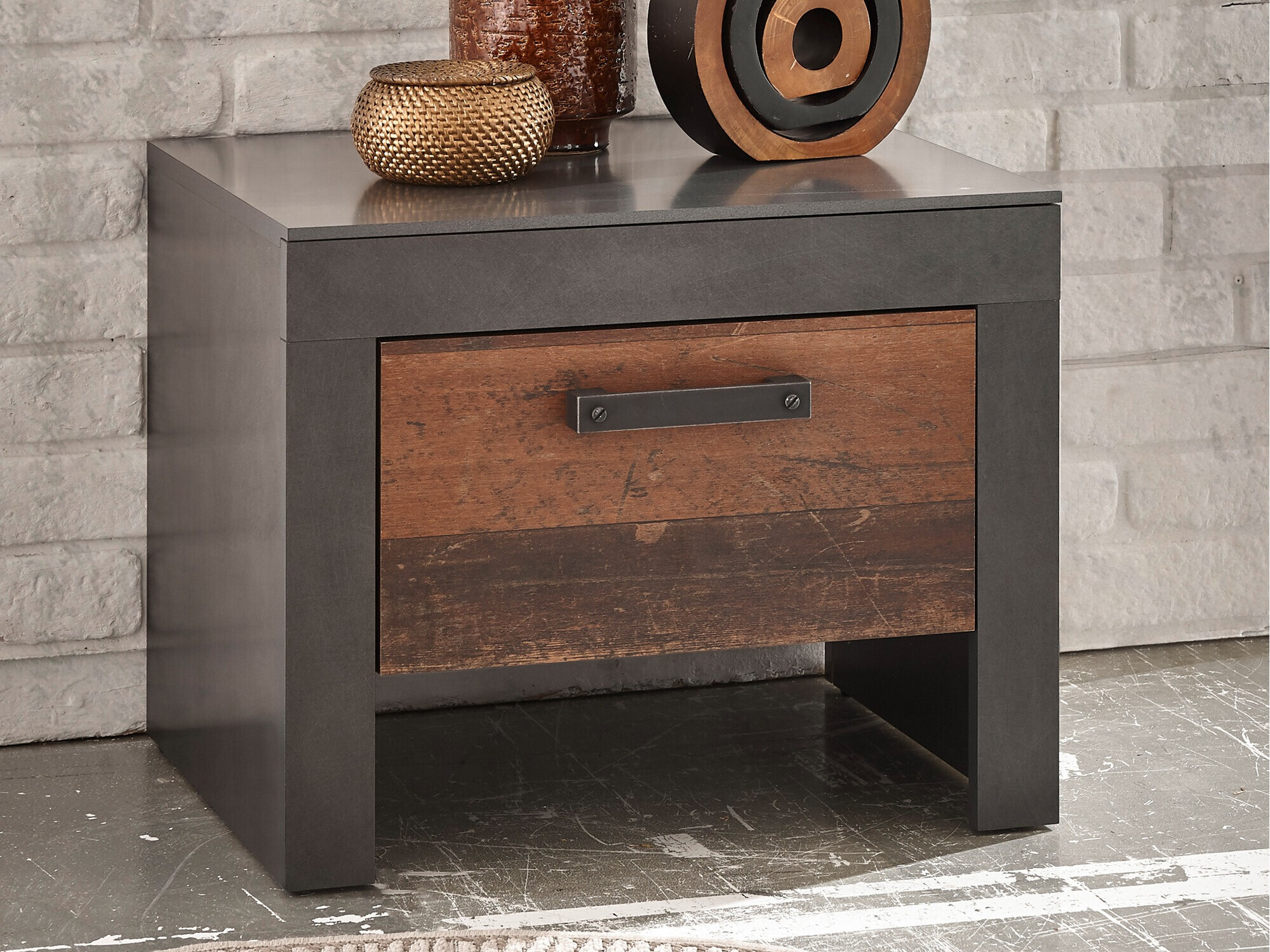 Nachtkastje Revlara 123