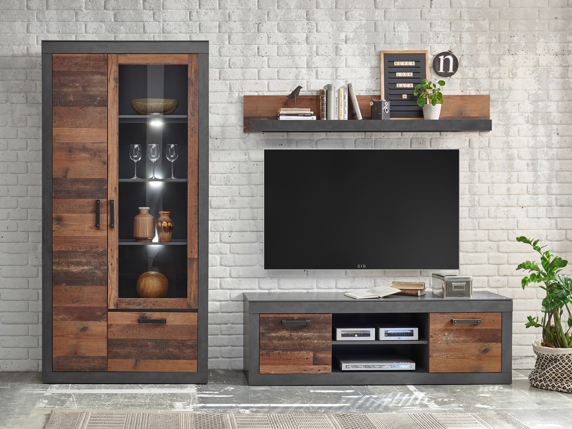 Woonkamerset Revlara 109 (Afwezig)