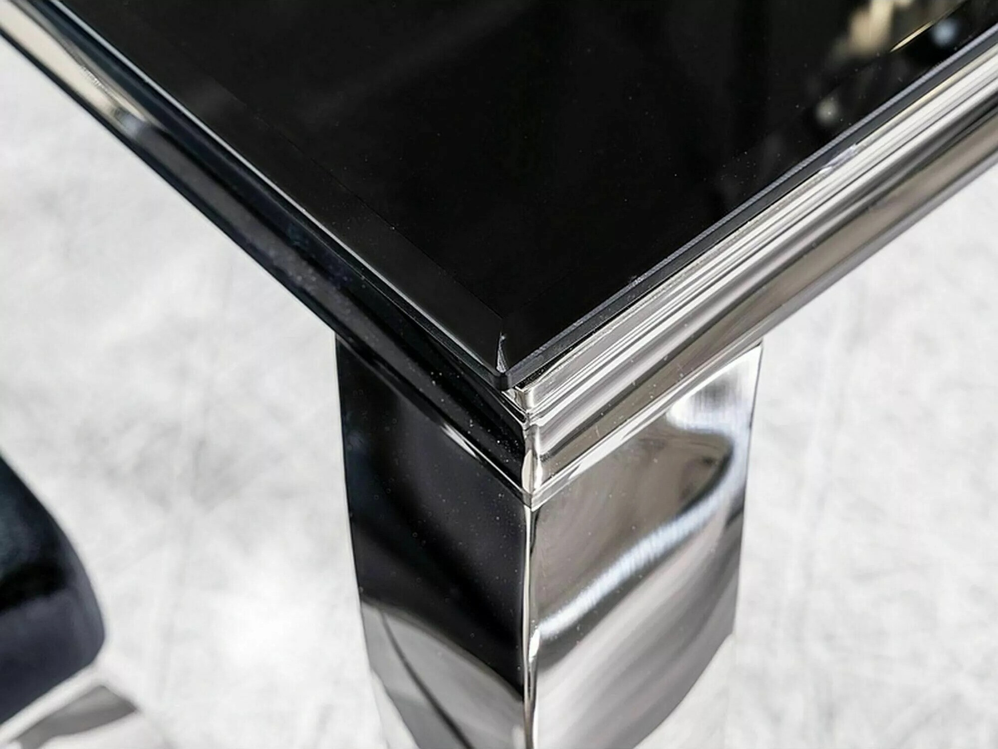 Tafel Detroit 323 (Zwart + Zilver)