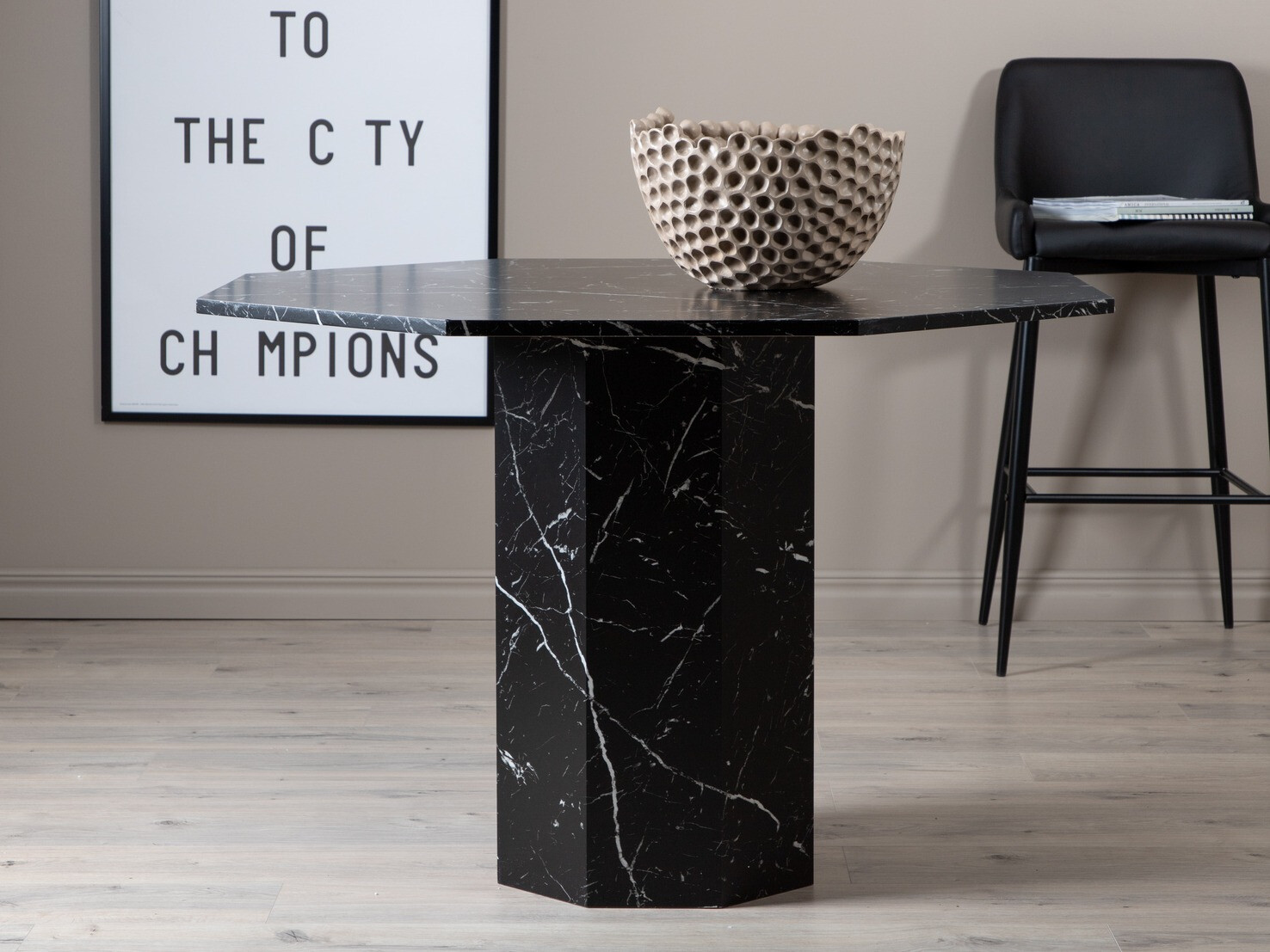 Tafel Dallas 2465