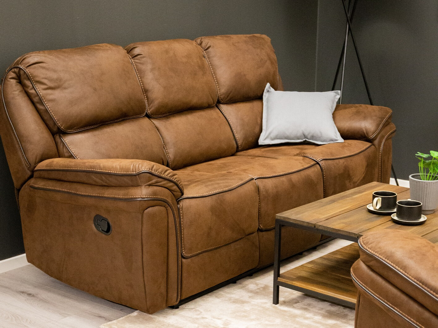 Relaxbank Dallas 4724 (Bruin)