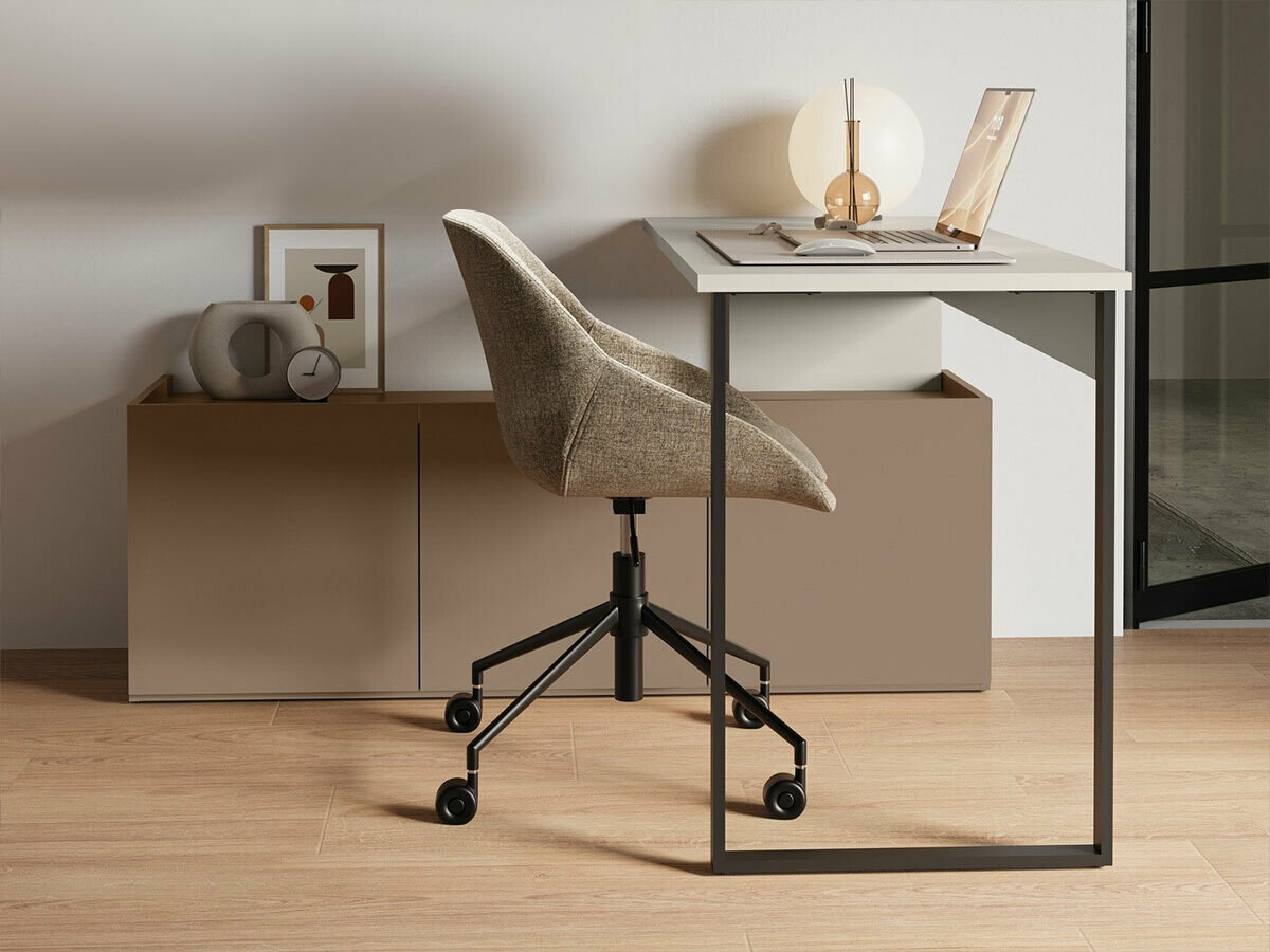 Hoekbureau Tivseva 109