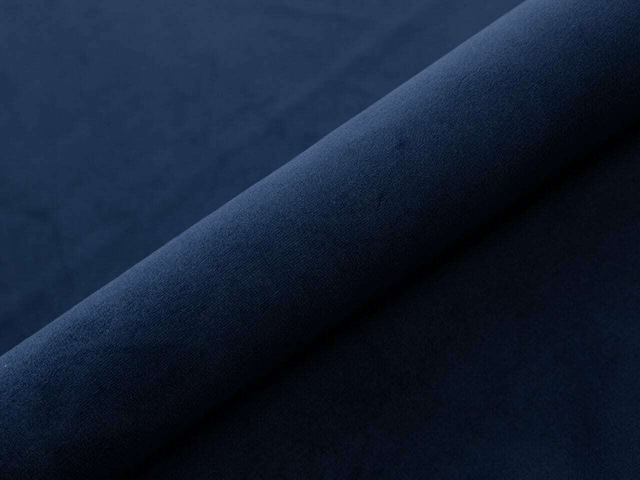 Bed Martinez 103 (Magic Velvet 2216)