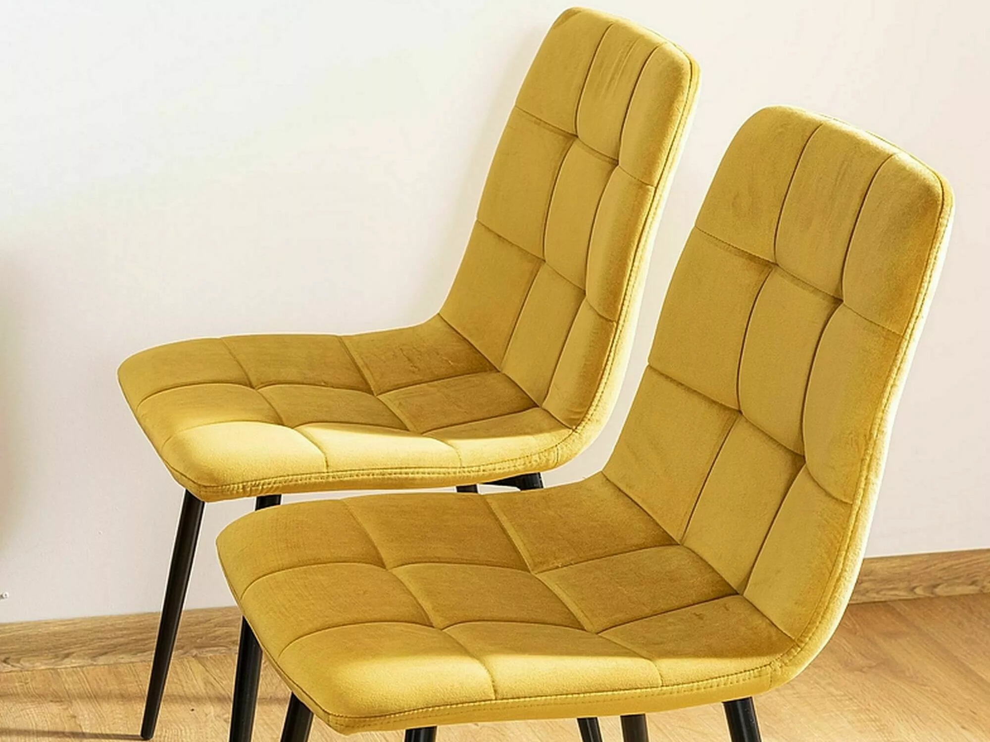 Stoel Detroit 755 (Bluvel 68)