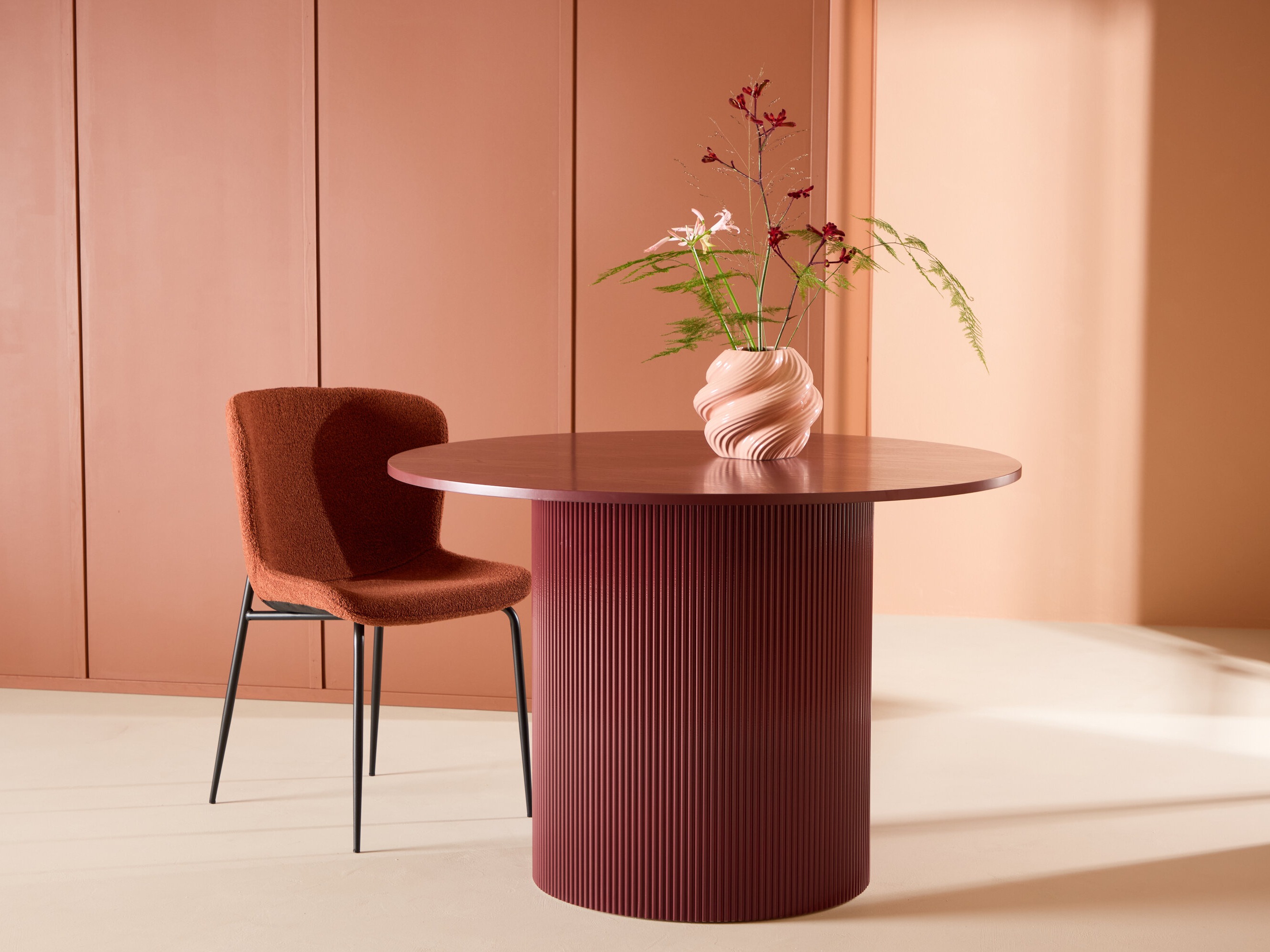 Tafel Dallas 4870