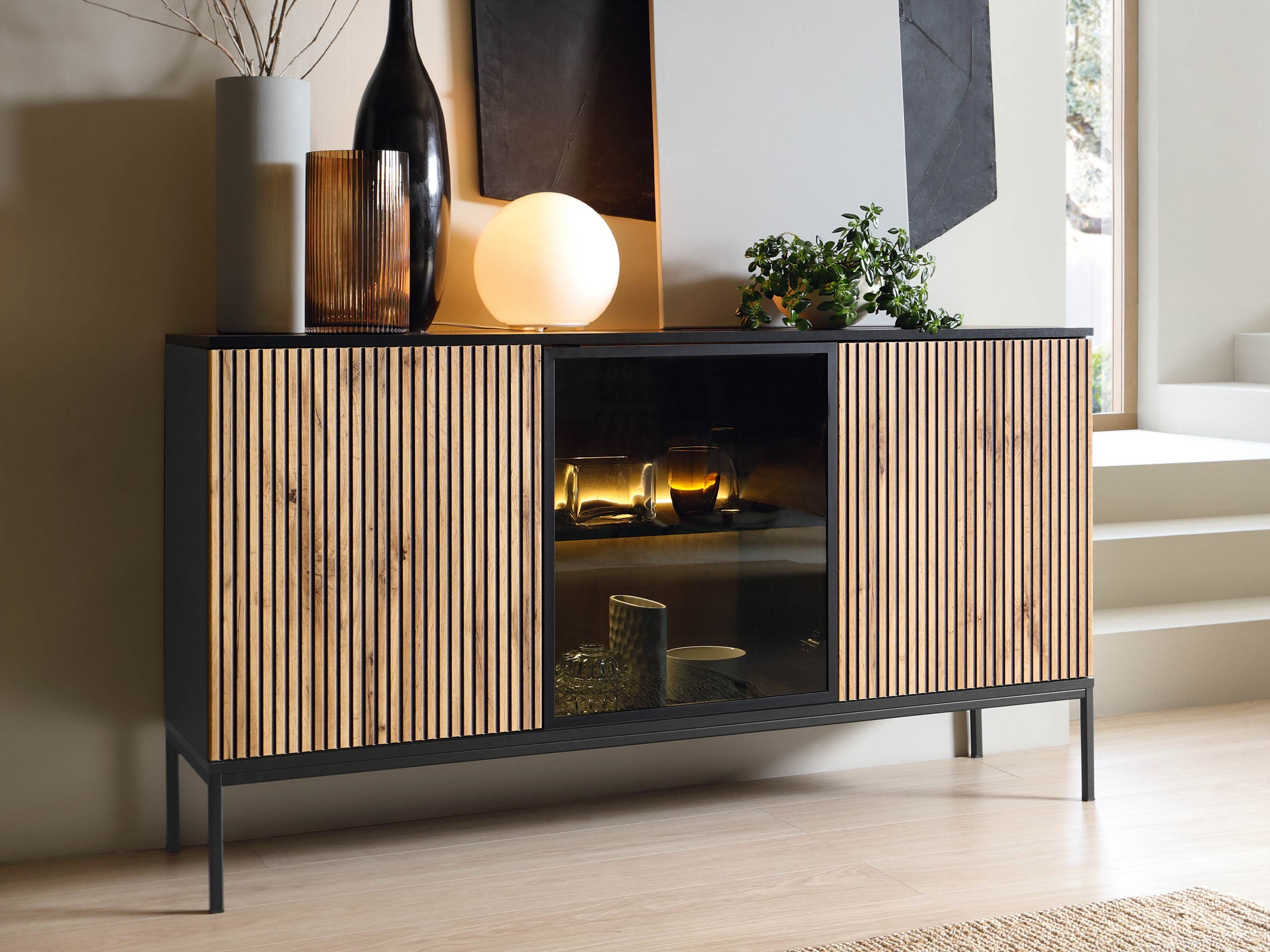 Dressoir Manal I (Zwart + Wotan eik)