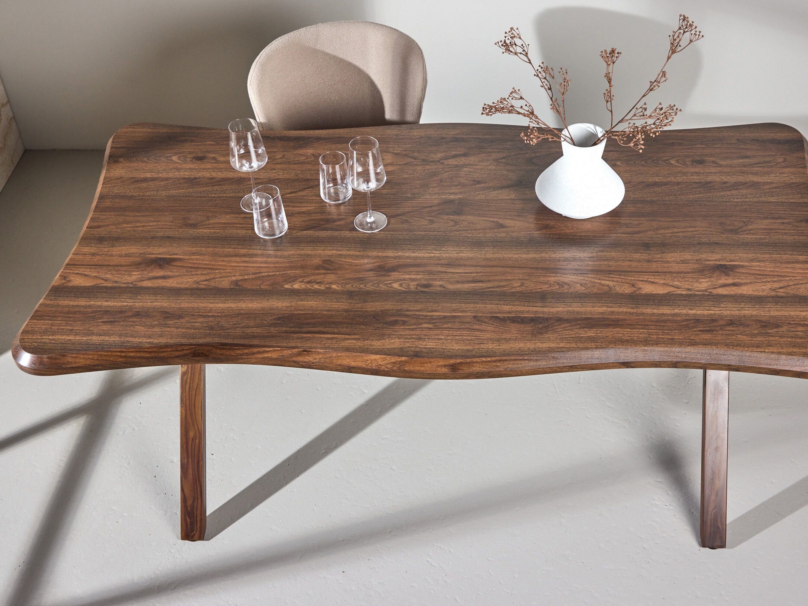 Tafel Dallas 4943