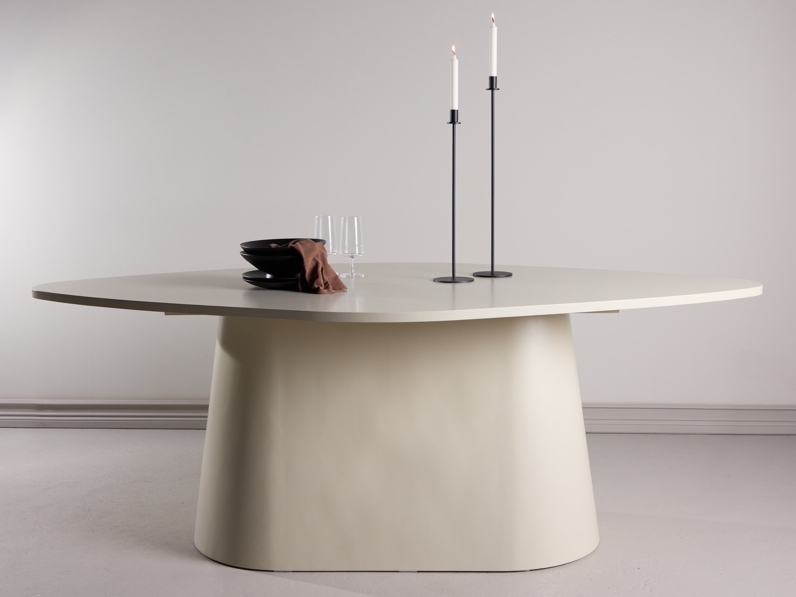 Tafel Dallas 4947