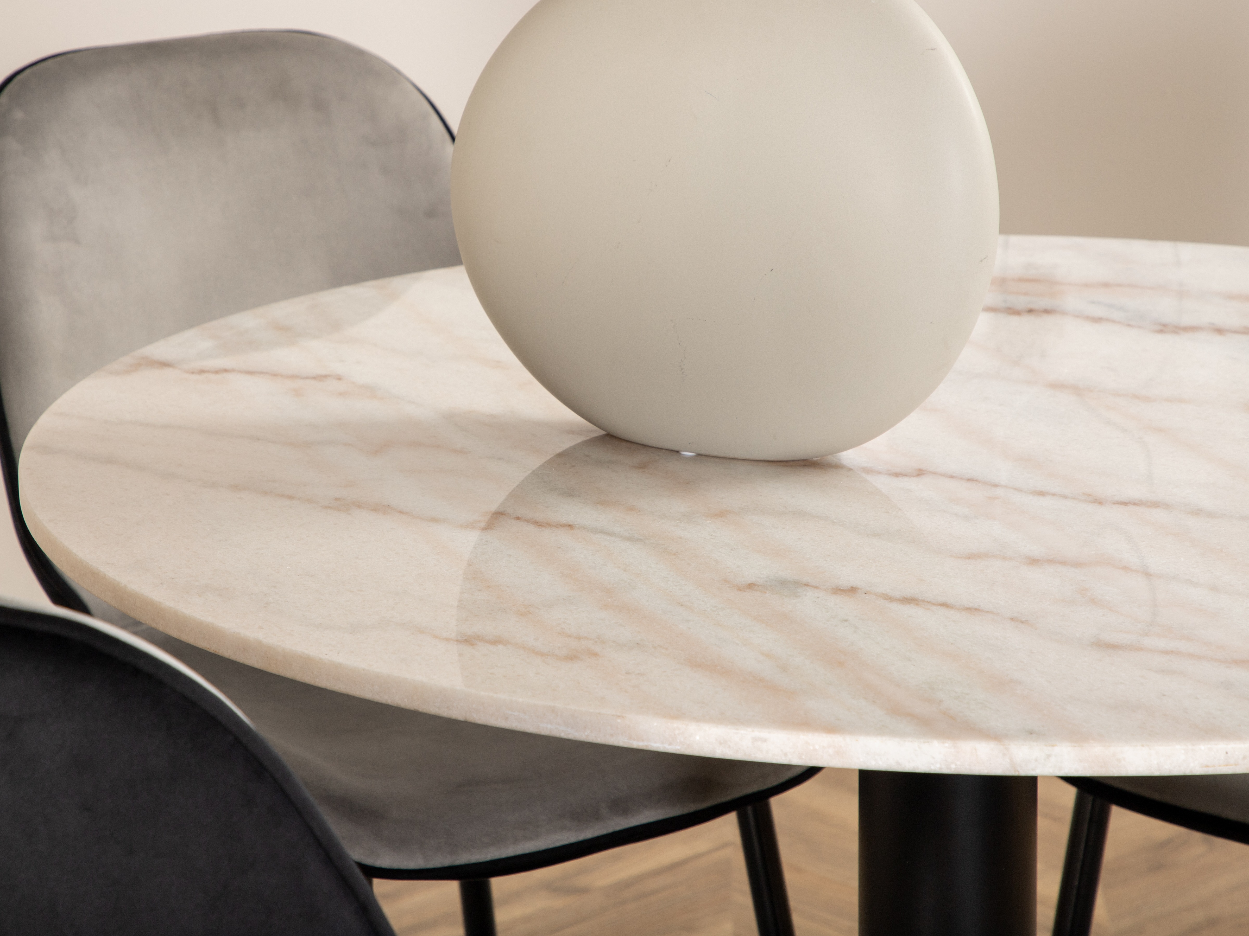 Tafel Dallas 175 (Wit marmer + Zwart)