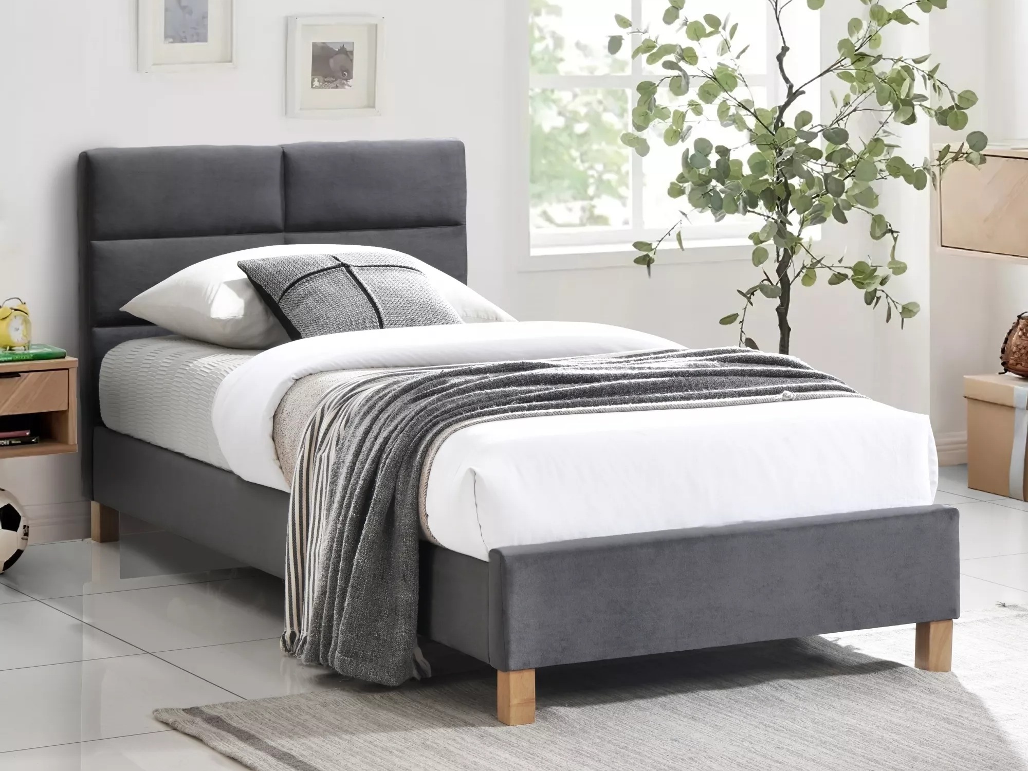 Bed Detroit 199