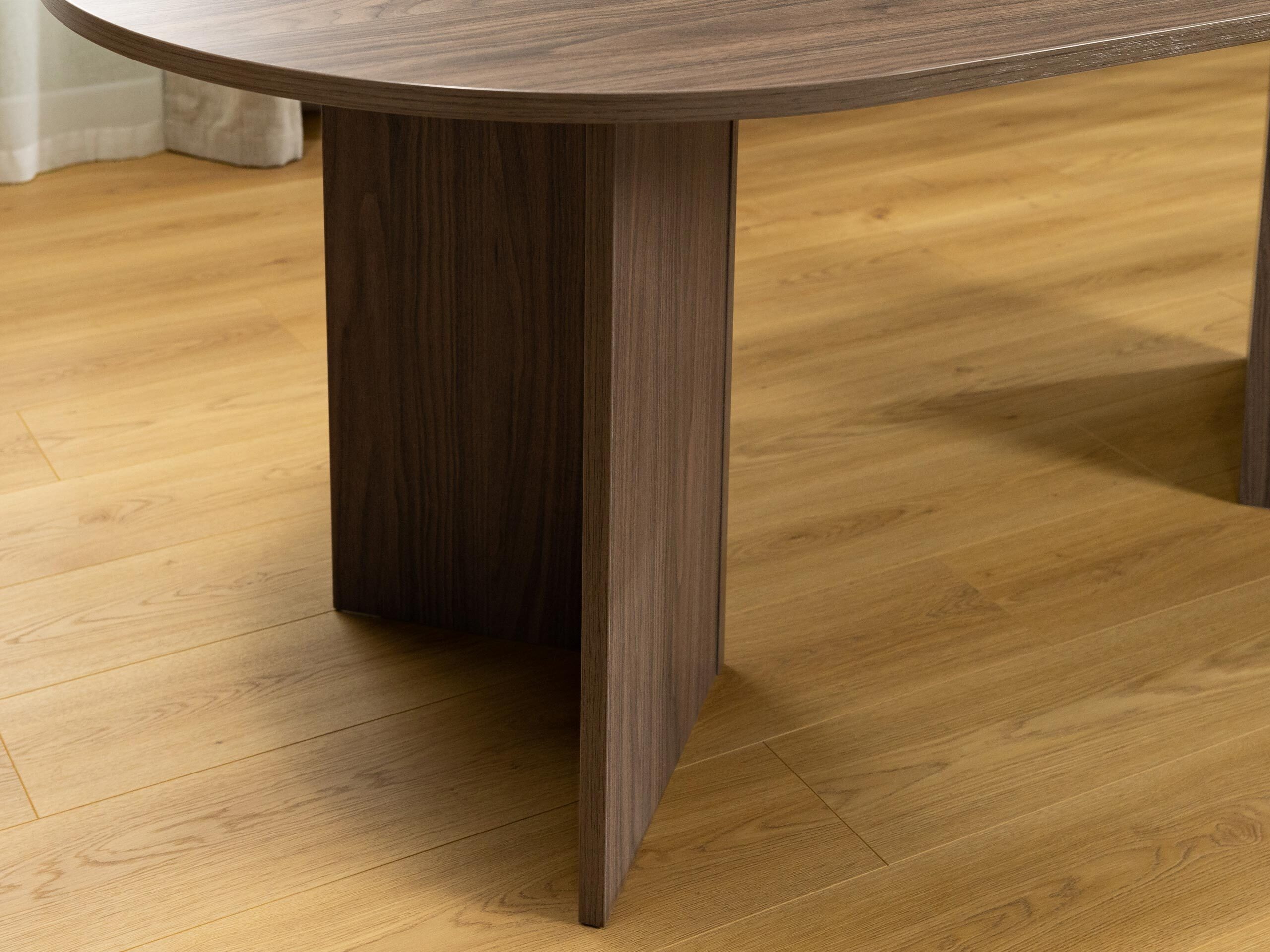 Tafel Comfivo Fungus (Notenhout)