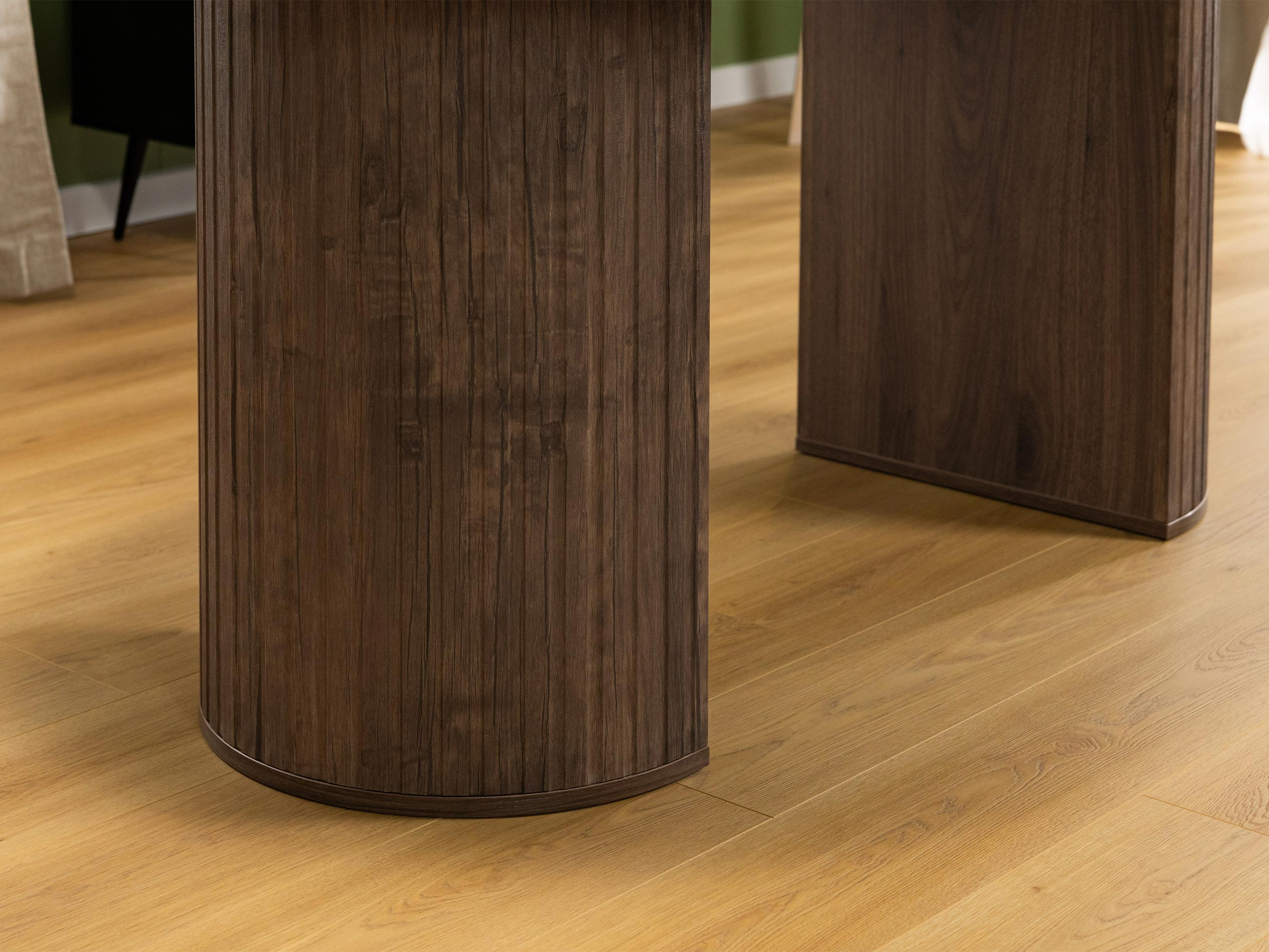 Tafel Comfivo Ulma (Notenhout)